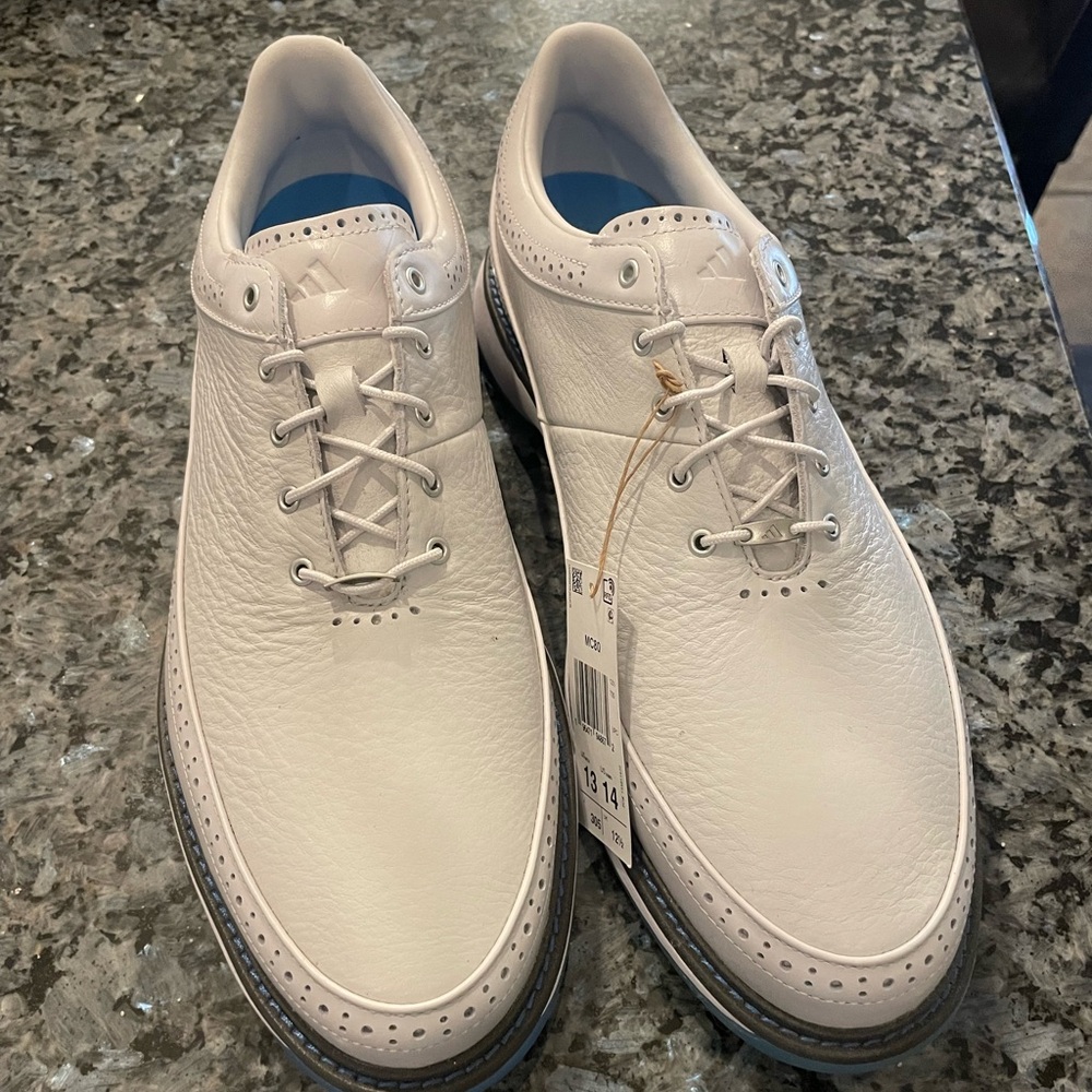 Adidas Boost men’s golf shoes